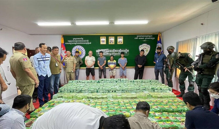 Nearly 300 suspects were arrested for drug offences in a week